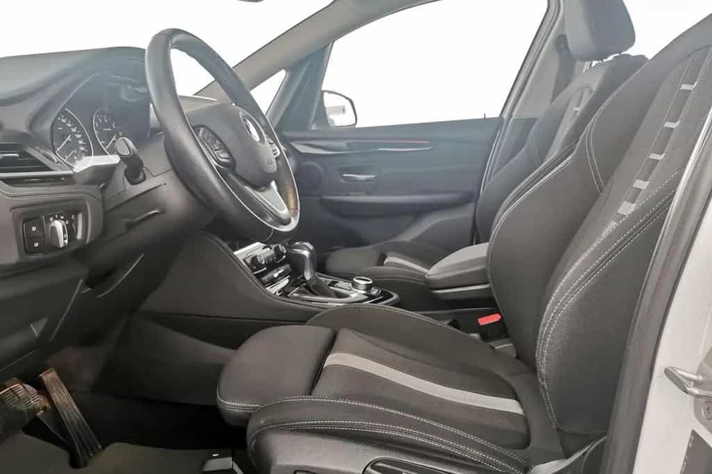 BMW 220 Active Tourer 220i AT Sport Line LED+NAVI+PDC+SHZ+Autom./Klima 12/2017-photo-9