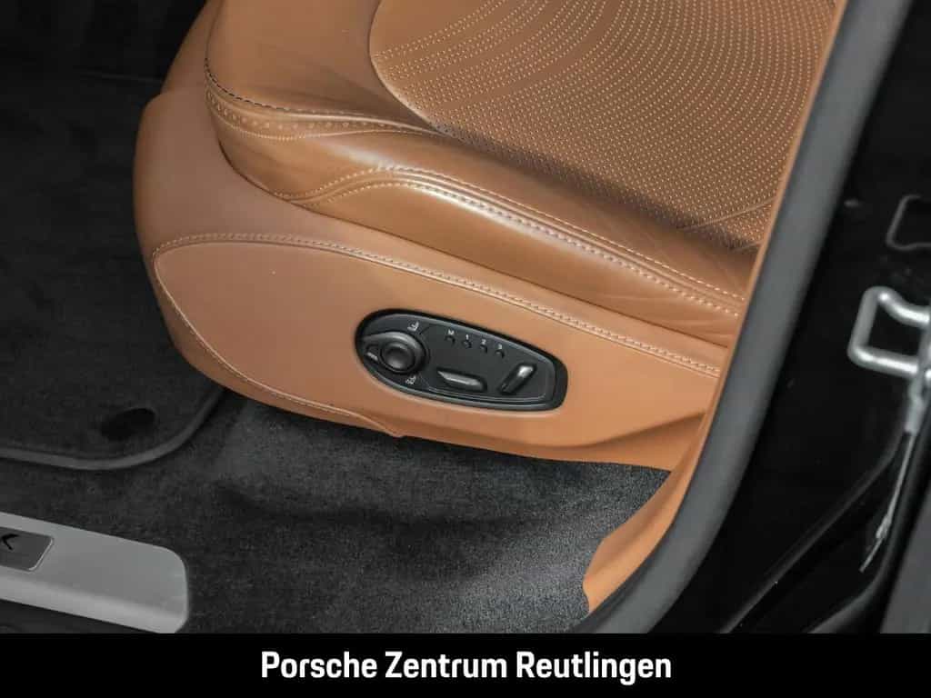 Aston Martin DBX V8 4.0 360-Kamera Sitzbelüftung Sattelbraun 05/2022-photo-17