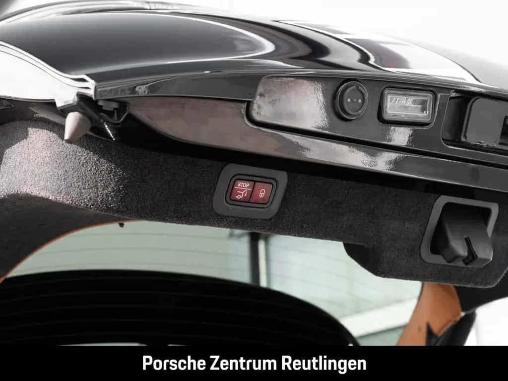 Aston Martin DBX V8 4.0 360-Kamera Sitzbelüftung Sattelbraun 05/2022-photo-29