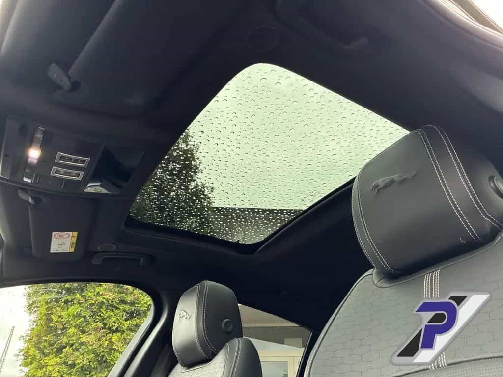Jaguar XE R-Dynamic Black AWD Navi Leder Soundsystem Me 01/2022-photo-26