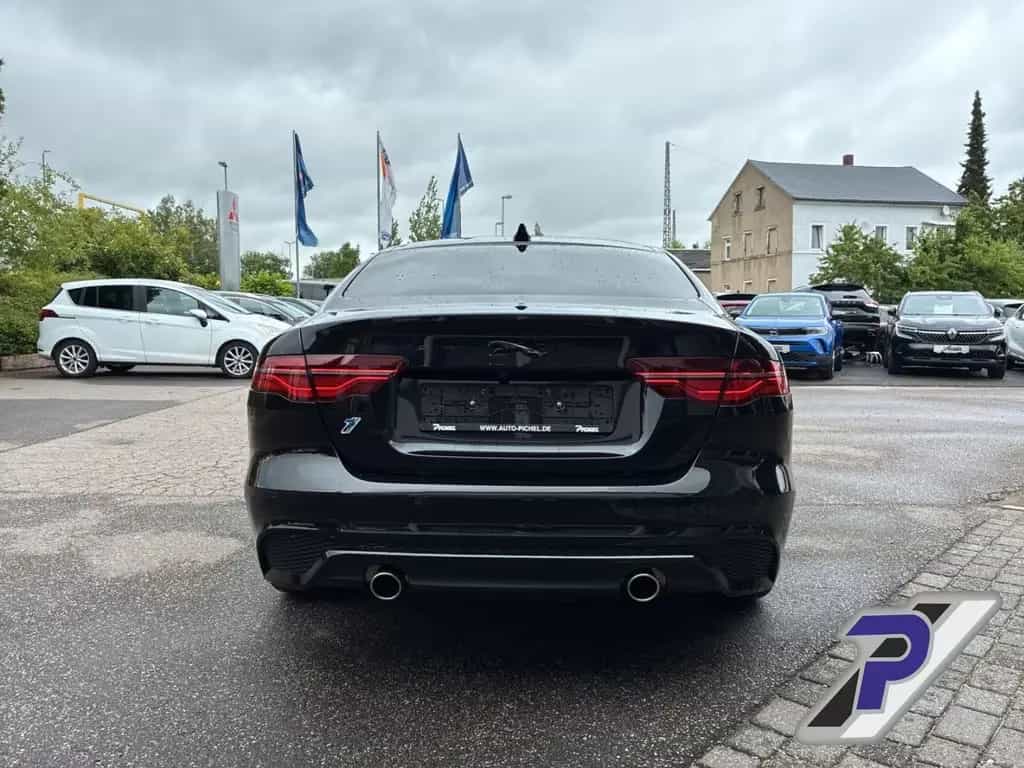 Jaguar XE R-Dynamic Black AWD Navi Leder Soundsystem Me 01/2022-photo-3