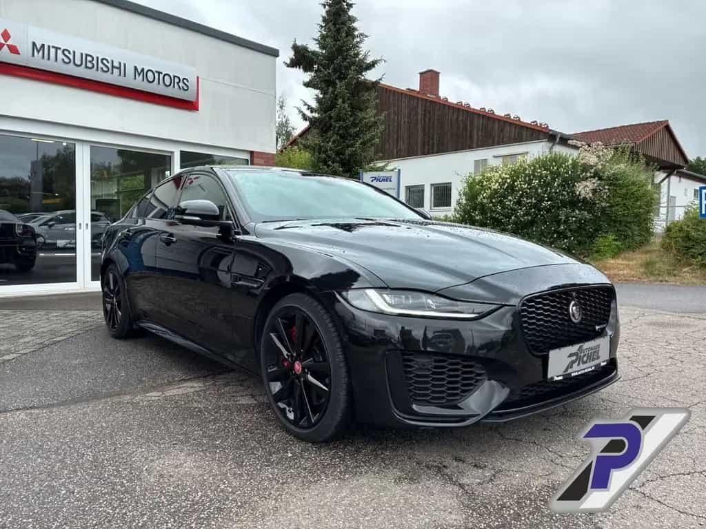 Jaguar XE R-Dynamic Black AWD Navi Leder Soundsystem Me 01/2022-photo-6