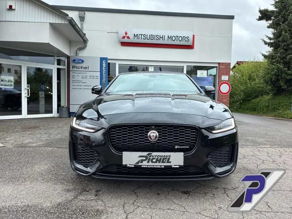 Jaguar XE R-Dynamic Black AWD Navi Leder Soundsystem Me 01/2022-photo-7