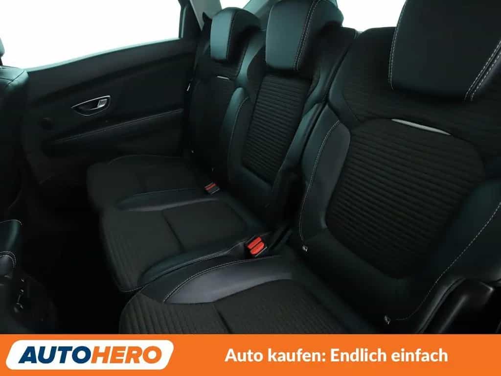 Renault Scenic 1.3 TCe Energy BOSE-Edition *NAV*TEMP*PDC 07/2018-photo-13