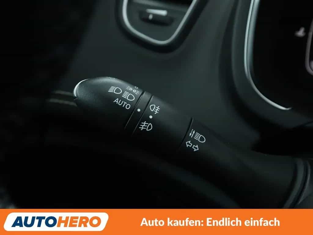 Renault Scenic 1.3 TCe Energy BOSE-Edition *NAV*TEMP*PDC 07/2018-photo-25