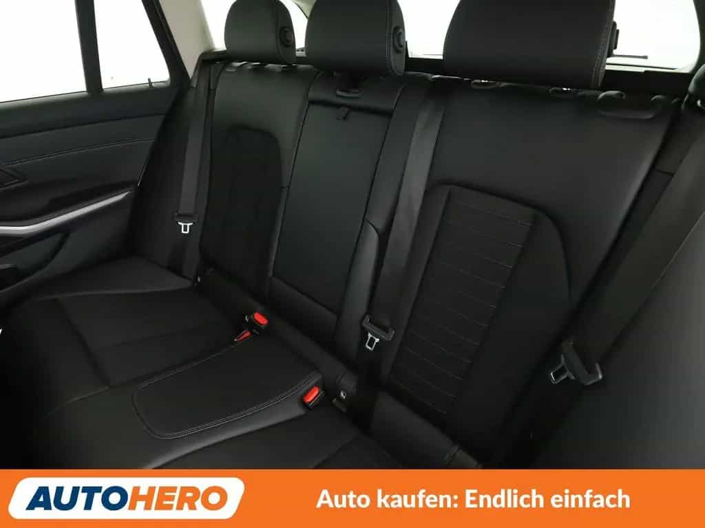 BMW 318 d Advantage Aut.*NAVI*LED*TEMPO*CAM*PDC*SHZ* 05/2021-photo-13