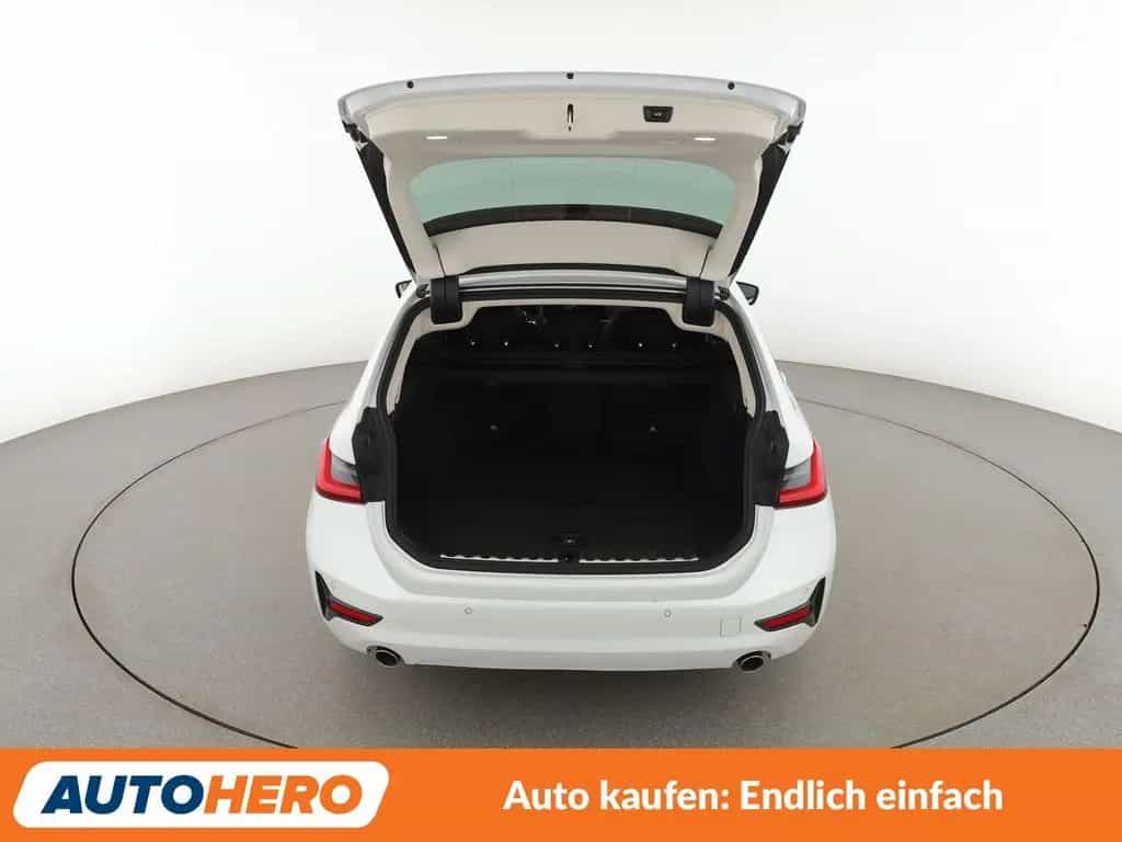 BMW 318 d Advantage Aut.*NAVI*LED*TEMPO*CAM*PDC*SHZ* 05/2021-photo-16