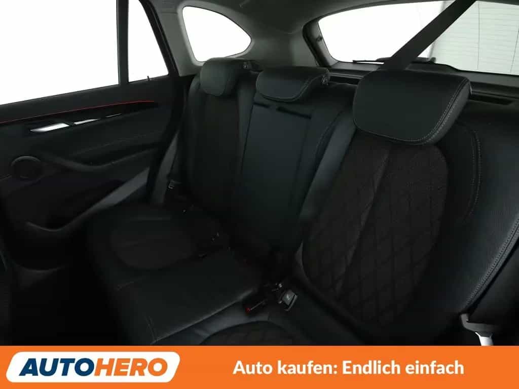 BMW X1 xDrive 20d xLine Aut.*PANO*ACC*LED*NAVI*PDC* 07/2021-photo-13