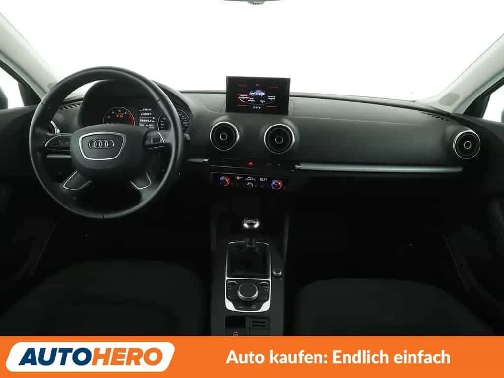 Audi A3 Limousine 1.4 TFSI Attraction*NAVI*XENON*PDC* 05/2016-photo-11