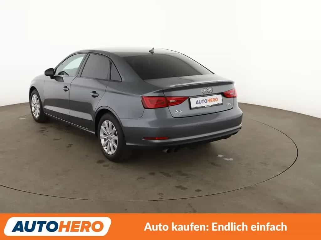 Audi A3 Limousine 1.4 TFSI Attraction*NAVI*XENON*PDC* 05/2016-photo-3