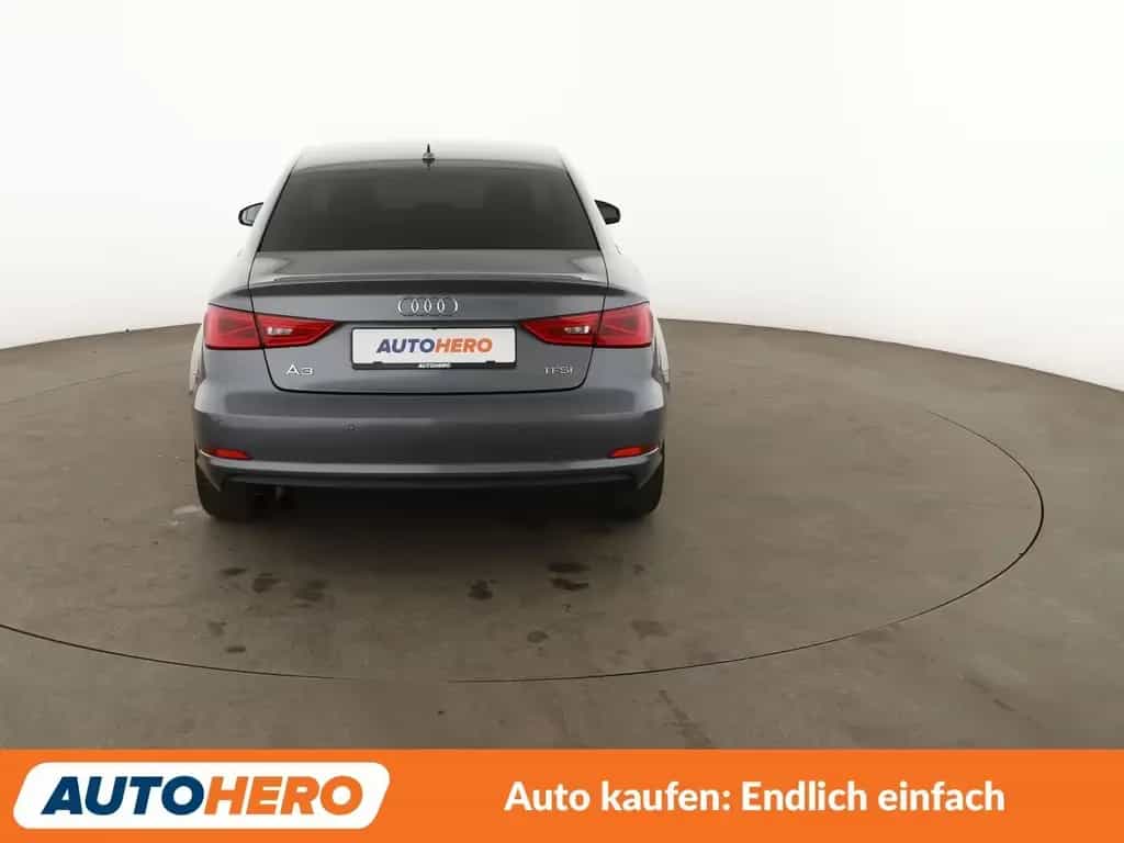 Audi A3 Limousine 1.4 TFSI Attraction*NAVI*XENON*PDC* 05/2016-photo-4