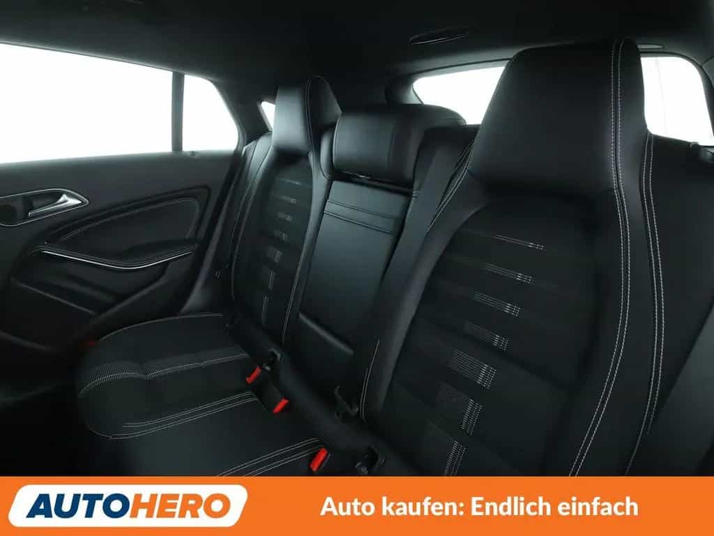 Mercedes-Benz CLA 220 Shooting Brake 4Matic Urban Aut.*NAVI* 10/2018-photo-13