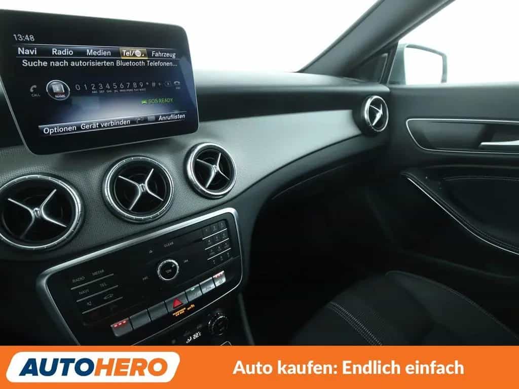 Mercedes-Benz CLA 220 Shooting Brake 4Matic Urban Aut.*NAVI* 10/2018-photo-27
