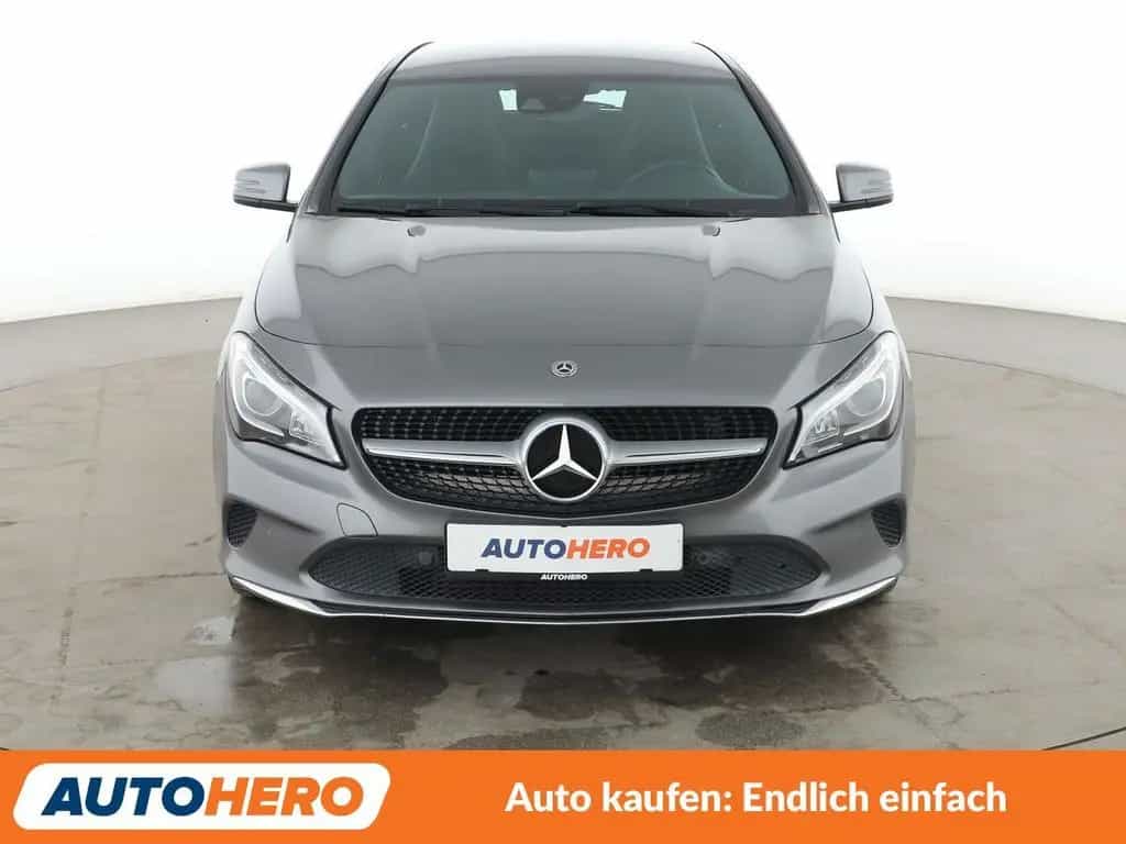 Mercedes-Benz CLA 220 Shooting Brake 4Matic Urban Aut.*NAVI* 10/2018-photo-8