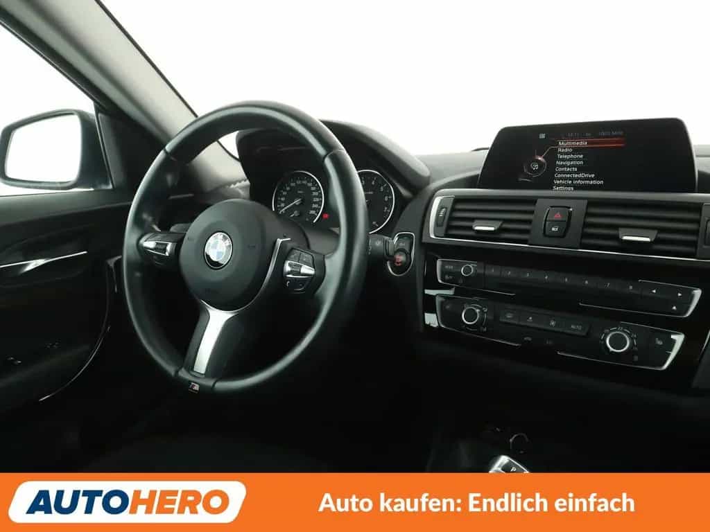 BMW 118 i Sport Line Aut.*NAVI*LED*TEMPO*PDC*SHZ* 07/2016-photo-12