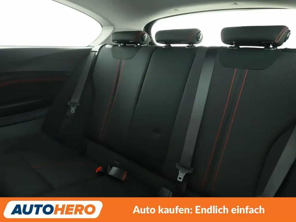 BMW 118 i Sport Line Aut.*NAVI*LED*TEMPO*PDC*SHZ* 07/2016-photo-13