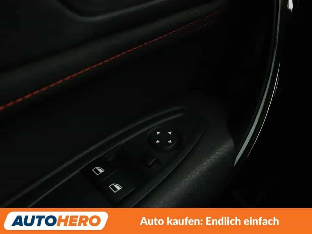 BMW 118 i Sport Line Aut.*NAVI*LED*TEMPO*PDC*SHZ* 07/2016-photo-29