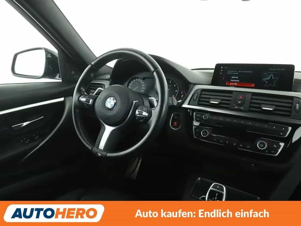 BMW 320 d M Sport Shadow Aut.*NAVI*LED*CAM*SHZ*ALU* 08/2018-photo-12