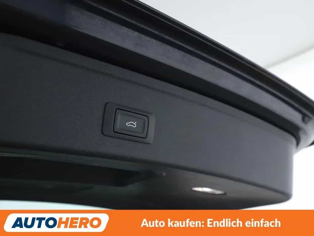 Audi A4 2.0 TFSI Design Aut.*NAVI*XENON*ACC* 05/2018-photo-32