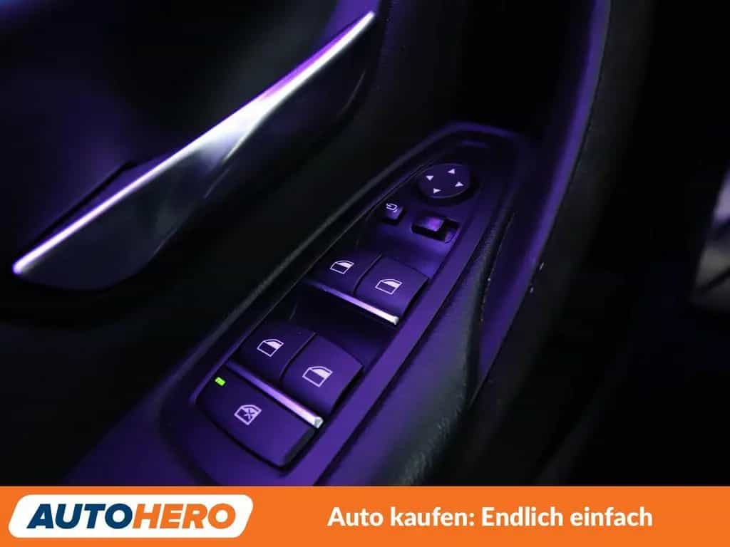BMW 320 3er 320i Advantage*NAVI*TEMPO*CAM*PDC*SHZ*LIM* 02/2019-photo-25