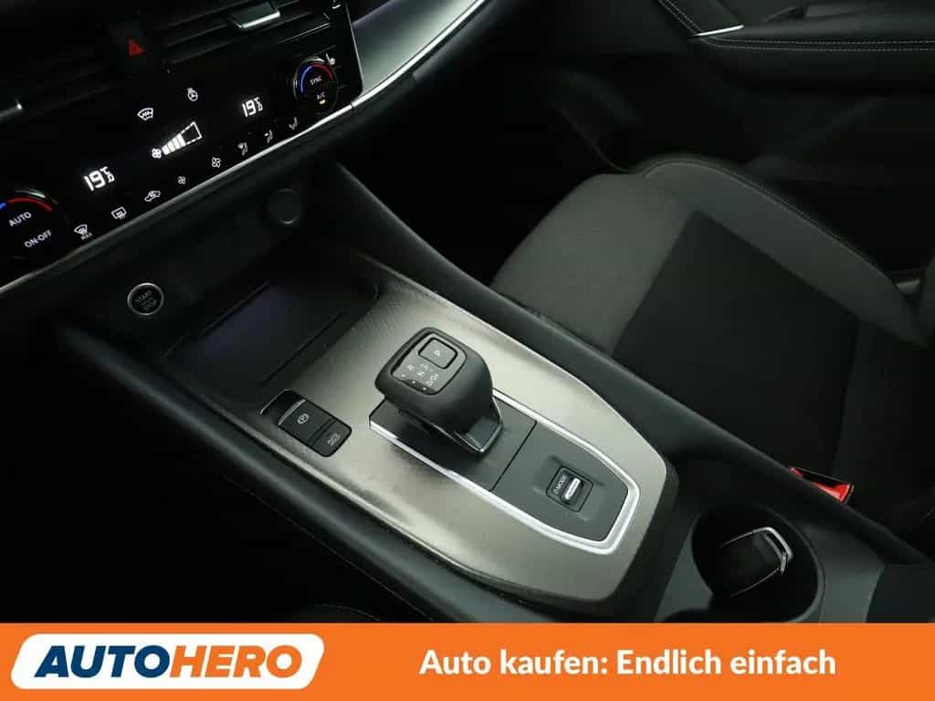 Nissan Qashqai 1.3 DIG-T Mild-Hybrid Acenta Aut*NAVI* 02/2025-photo-25
