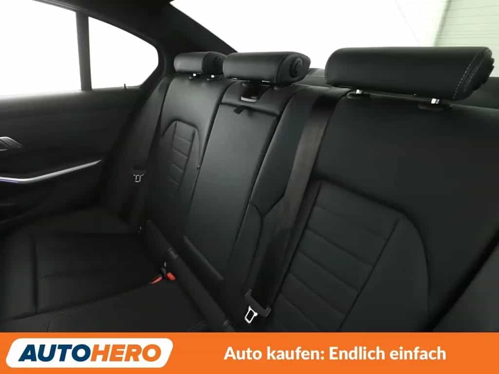 BMW 320 3er 320d M Sport Aut.*NAVI*LED*TEMPO*PDC*SHZ* 01/2021-photo-13