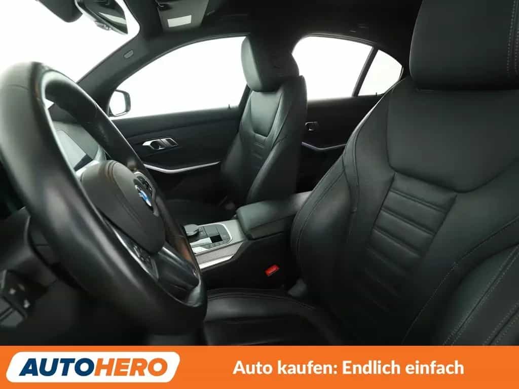 BMW 320 3er 320d M Sport Aut.*NAVI*LED*TEMPO*PDC*SHZ* 01/2021-photo-9