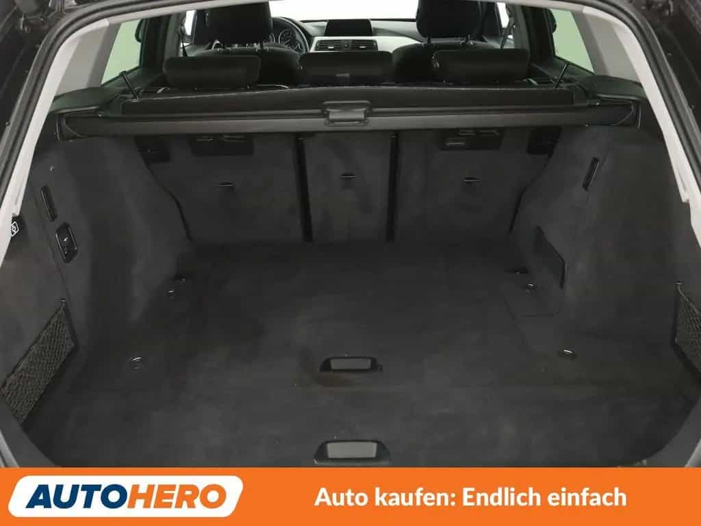 BMW 318 i Advantage Aut.*NAVI*LED*PDC*SHZ*TEMPO*ALU* 12/2017-photo-17