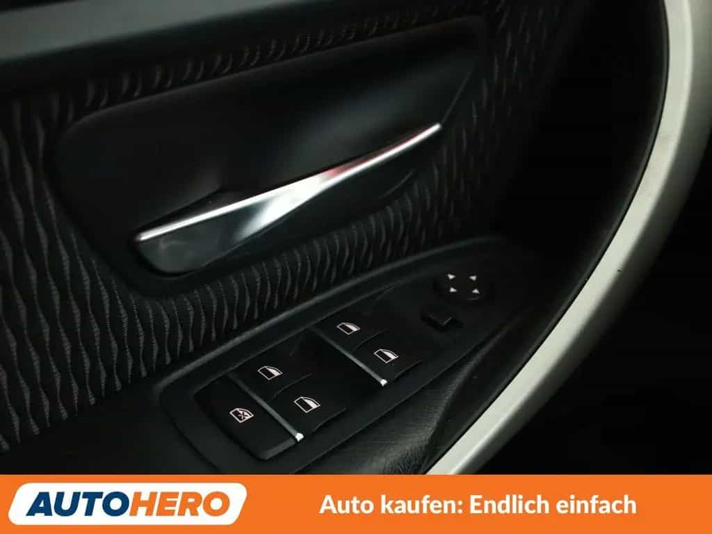 BMW 318 i Advantage Aut.*NAVI*LED*PDC*SHZ*TEMPO*ALU* 12/2017-photo-27