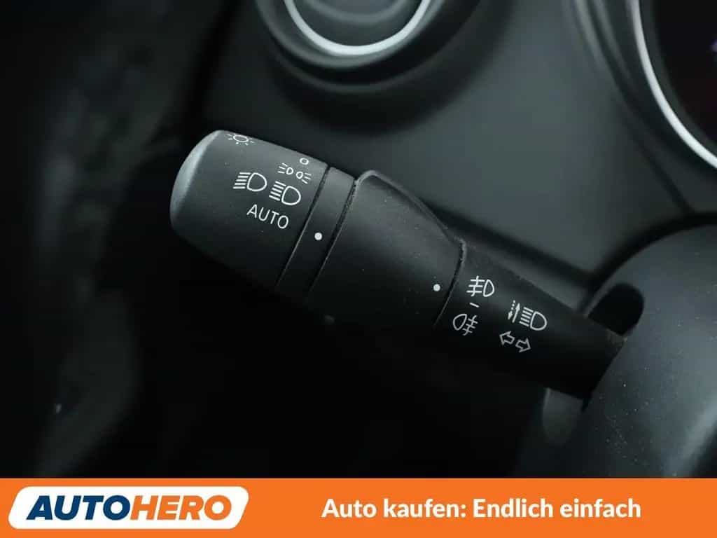 Renault Captur 1.2 TCe Energy Intens Aut.*NAVI*TEMPO*PDC 12/2018-photo-23
