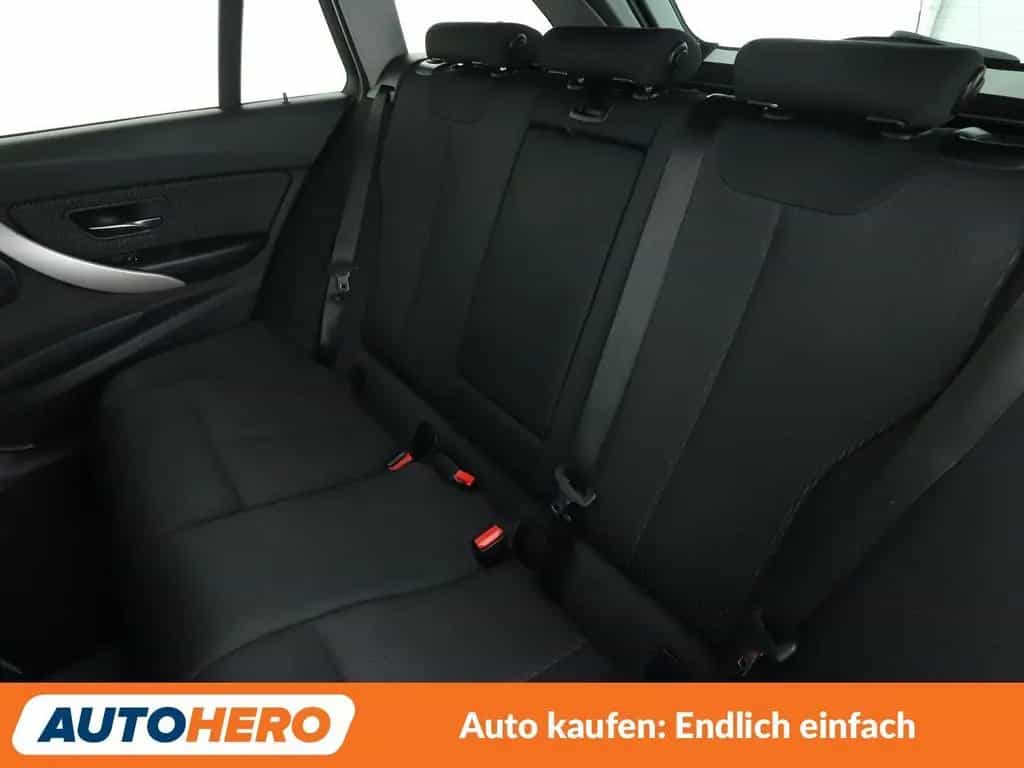 BMW 318 3er 318d Advantage Aut.*NAVI*TEMPO*PDC*SHZ*LIM* 03/2018-photo-13