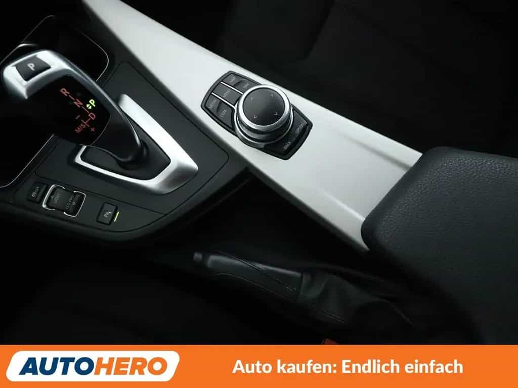BMW 318 3er 318d Advantage Aut.*NAVI*TEMPO*PDC*SHZ*LIM* 03/2018-photo-23