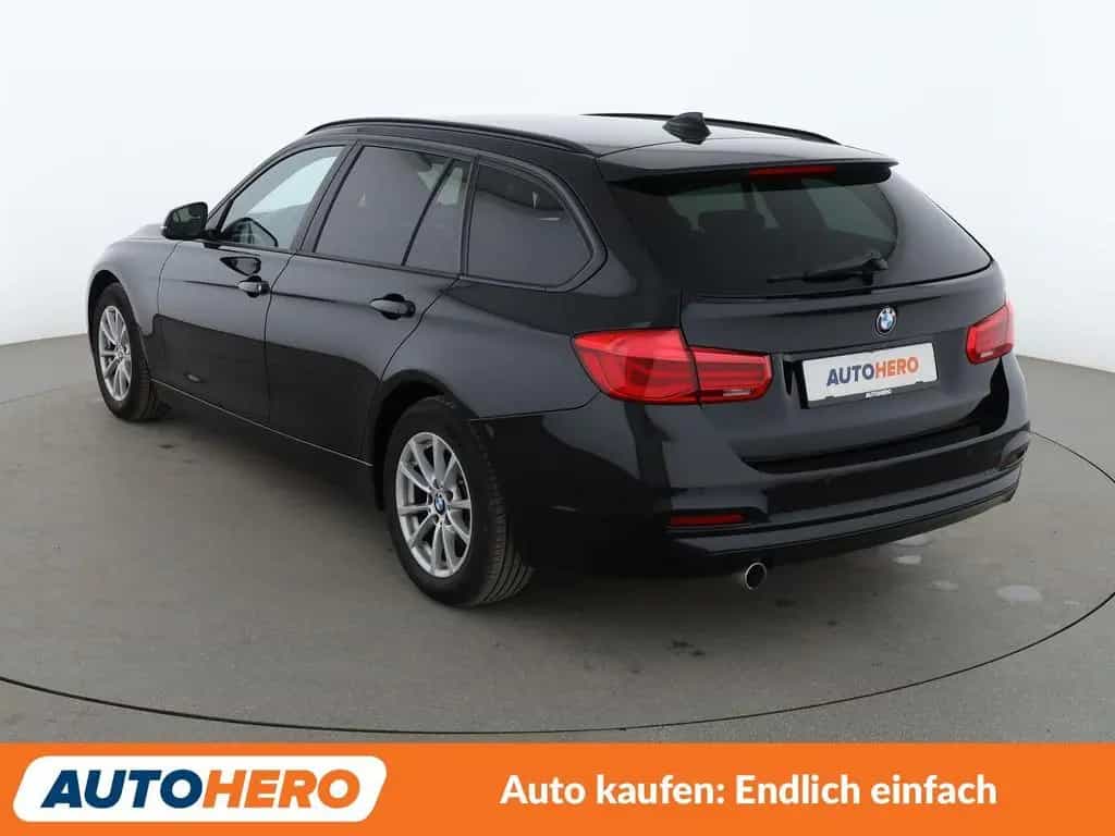 BMW 318 3er 318d Advantage Aut.*NAVI*TEMPO*PDC*SHZ*LIM* 03/2018-photo-3