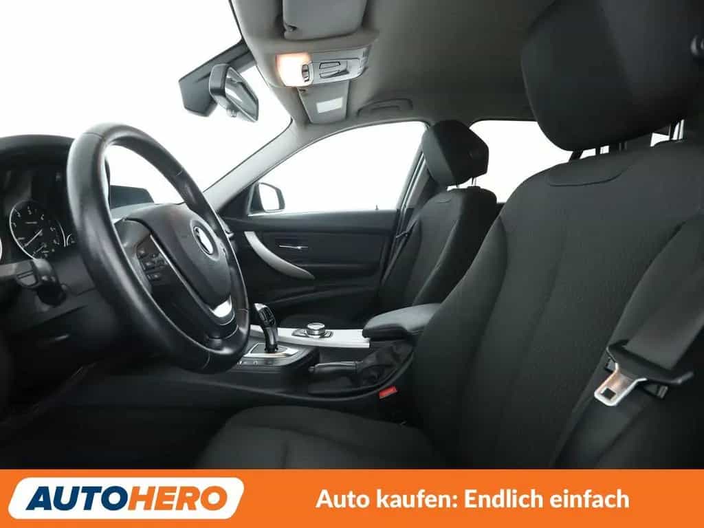BMW 318 3er 318d Advantage Aut.*NAVI*TEMPO*PDC*SHZ*LIM* 03/2018-photo-9