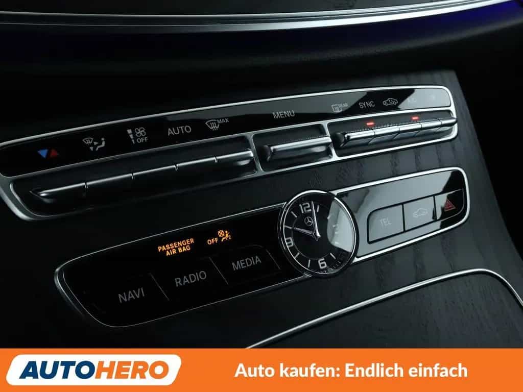 Mercedes-Benz E 200 E-Klasse E 200 Mild-Hybrid T Avantgarde Aut.*NAV 12/2020-photo-24
