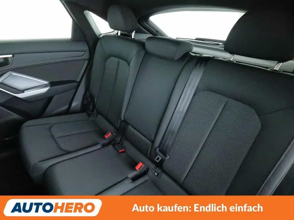 Audi Q3 Sportback 35 TFSI S Line Aut.*NAVI*LED*TEMPO* 12/2023-photo-13
