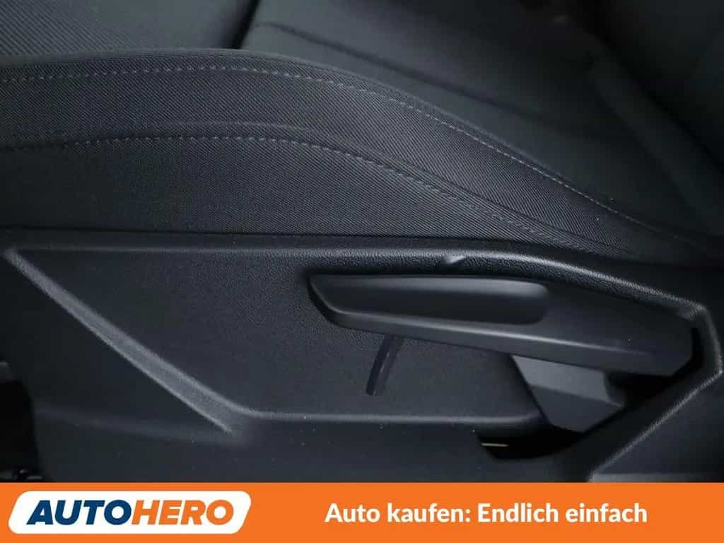 Audi Q3 Sportback 35 TFSI S Line Aut.*NAVI*LED*TEMPO* 12/2023-photo-30