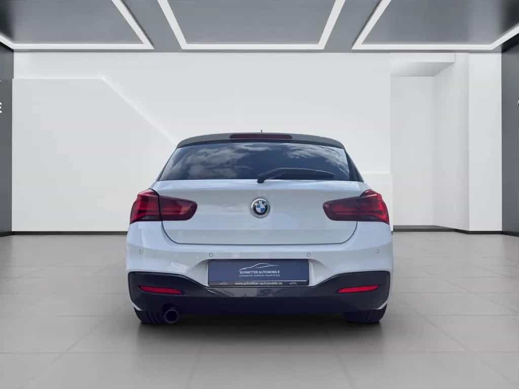 BMW 118 i Edition M Sport Shadow 05/2019-photo-3