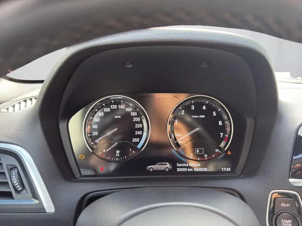 BMW 118 i Edition M Sport Shadow 05/2019-photo-9
