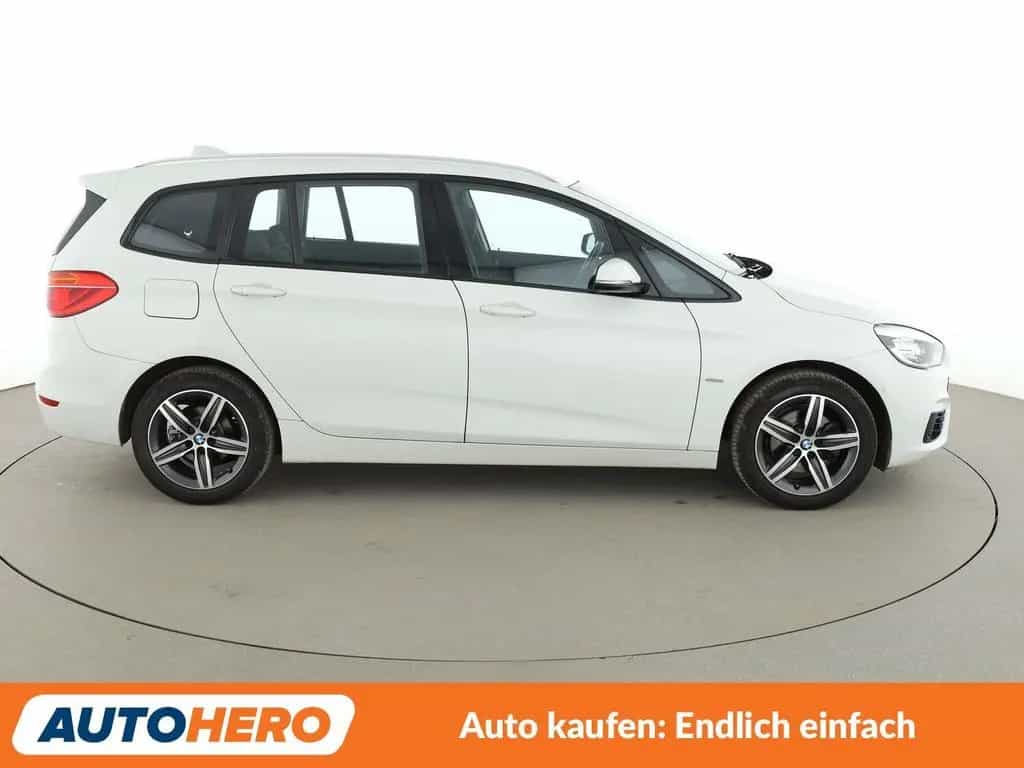 BMW 218 Gran Tourer 218d Gran Tourer Sport Line Aut.*NAV*TEMP*CAM* 11/2016-photo-6