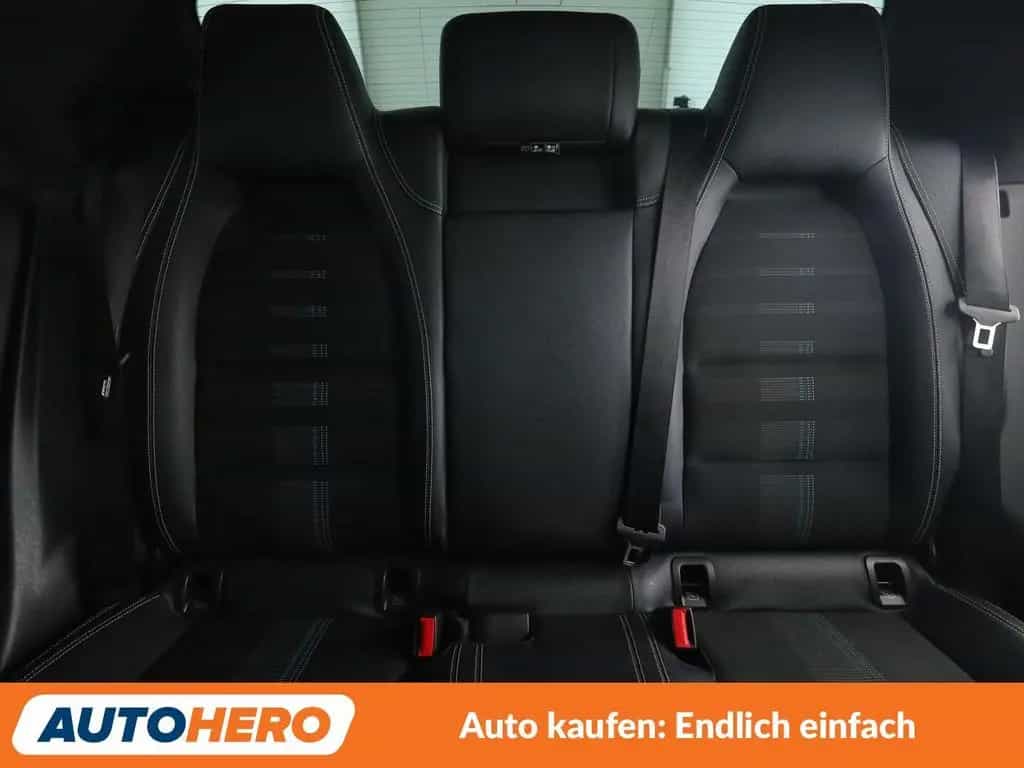 Mercedes-Benz CLA 180 Urban Aut.*NAVI*TEMPO*LED*CAM*SHZ*PDC* 08/2017-photo-15