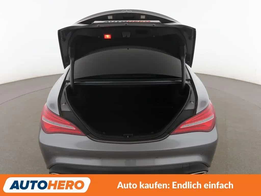 Mercedes-Benz CLA 180 Urban Aut.*NAVI*TEMPO*LED*CAM*SHZ*PDC* 08/2017-photo-16