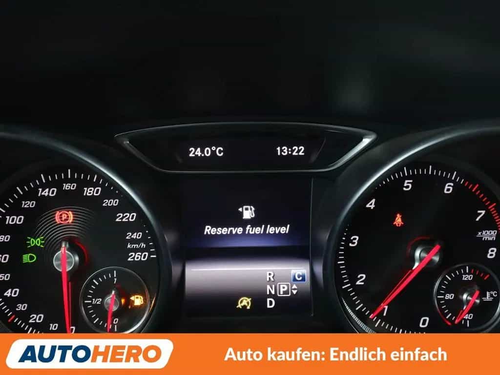 Mercedes-Benz CLA 180 Urban Aut.*NAVI*TEMPO*LED*CAM*SHZ*PDC* 08/2017-photo-19