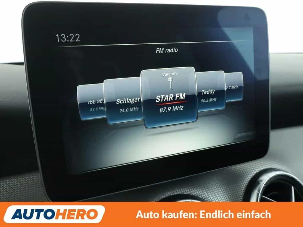 Mercedes-Benz CLA 180 Urban Aut.*NAVI*TEMPO*LED*CAM*SHZ*PDC* 08/2017-photo-20