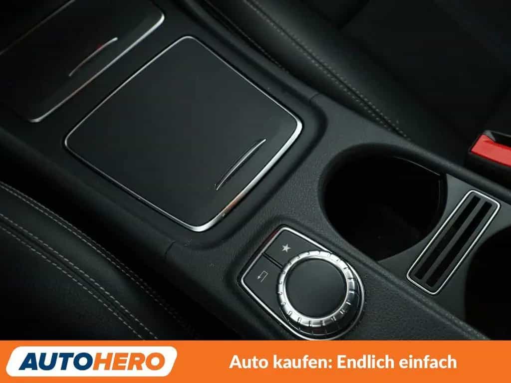 Mercedes-Benz CLA 180 Urban Aut.*NAVI*TEMPO*LED*CAM*SHZ*PDC* 08/2017-photo-25