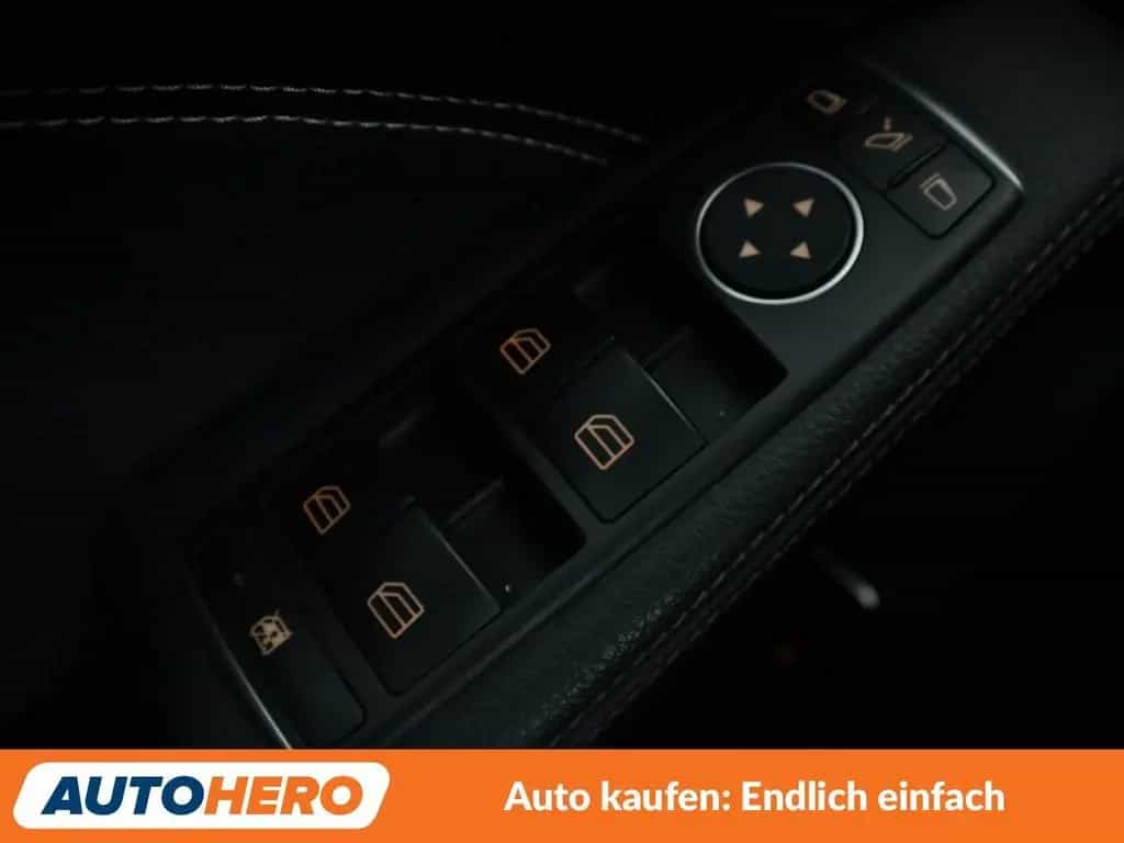 Mercedes-Benz CLA 180 Urban Aut.*NAVI*TEMPO*LED*CAM*SHZ*PDC* 08/2017-photo-30