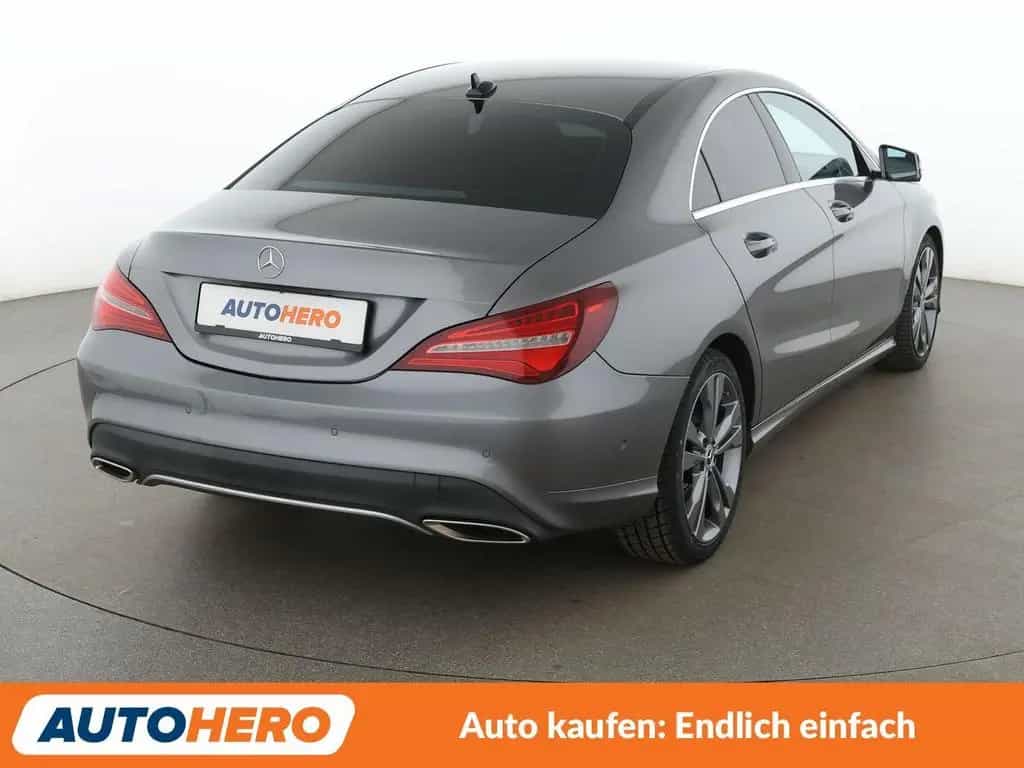 Mercedes-Benz CLA 180 Urban Aut.*NAVI*TEMPO*LED*CAM*SHZ*PDC* 08/2017-photo-5