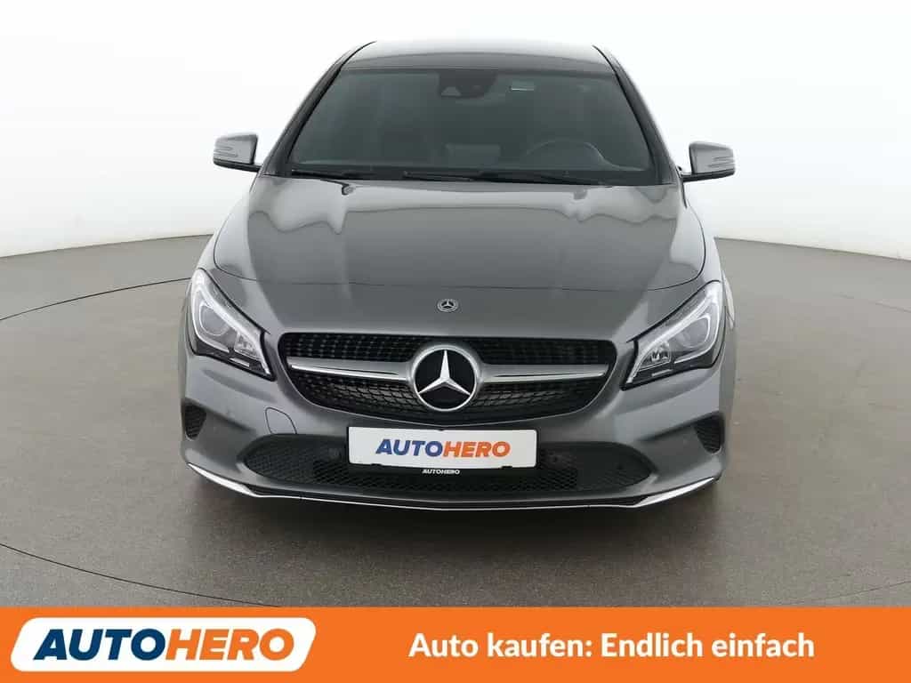 Mercedes-Benz CLA 180 Urban Aut.*NAVI*TEMPO*LED*CAM*SHZ*PDC* 08/2017-photo-8