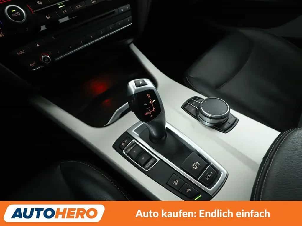 BMW X3 xDrive 20d Aut.*NAV*XENON*HUD*TEMP*CAM*PDC*SHZ* 06/2016-photo-24
