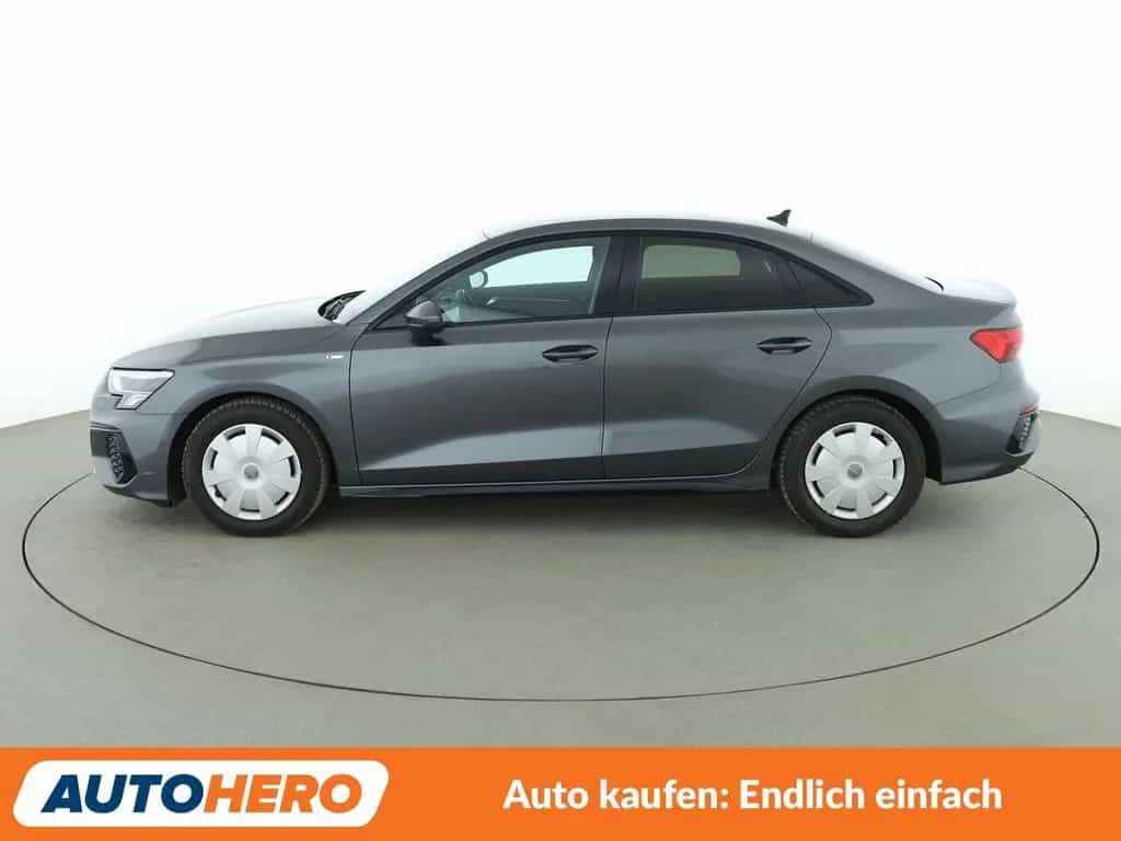 Audi A3 Limousine 35 TFSI S line Aut.*NAV*LED*ACC*CAM 03/2022-photo-2